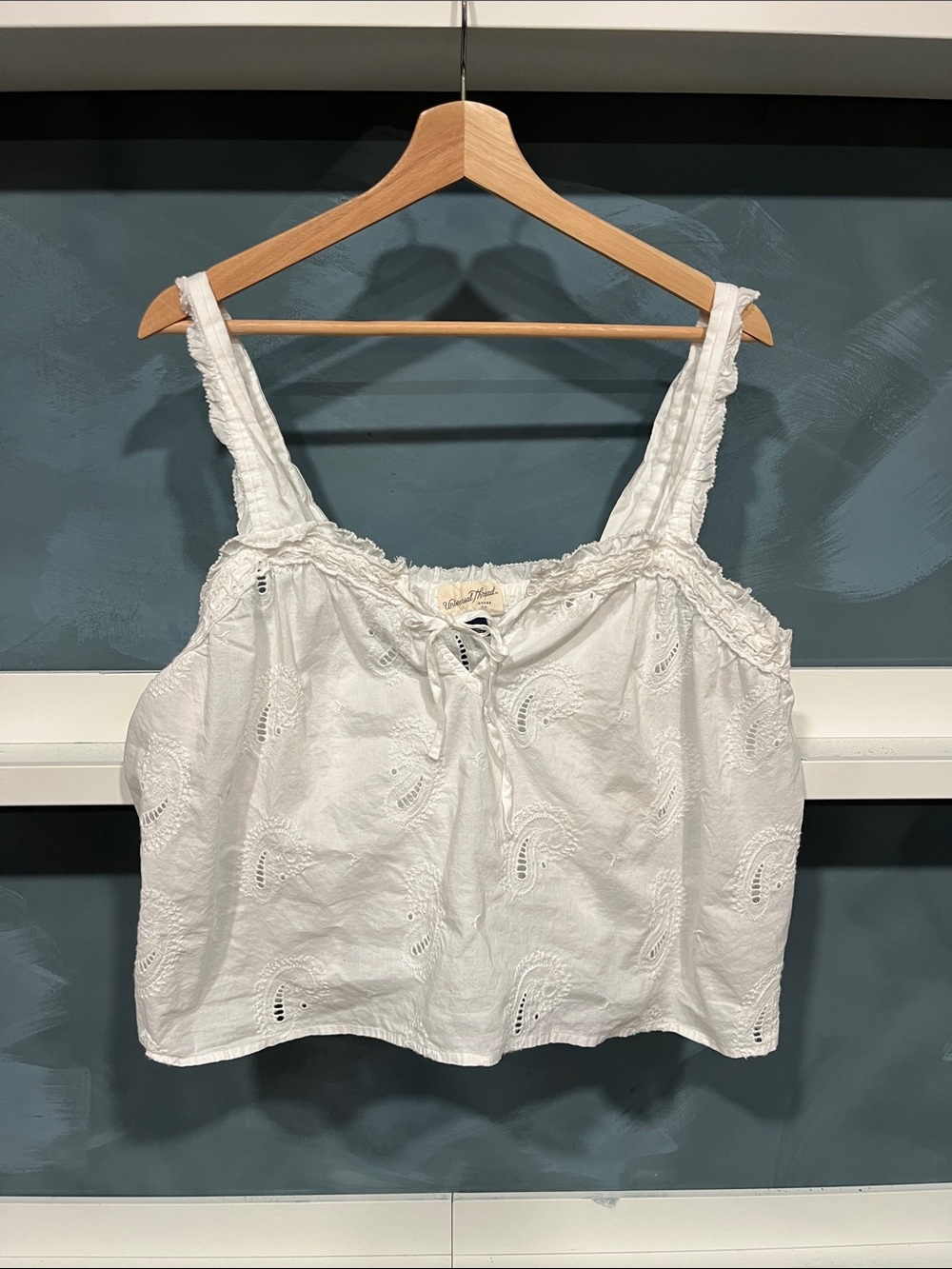 Universal Thread White Eyelet Tie-Front Cotton Tank